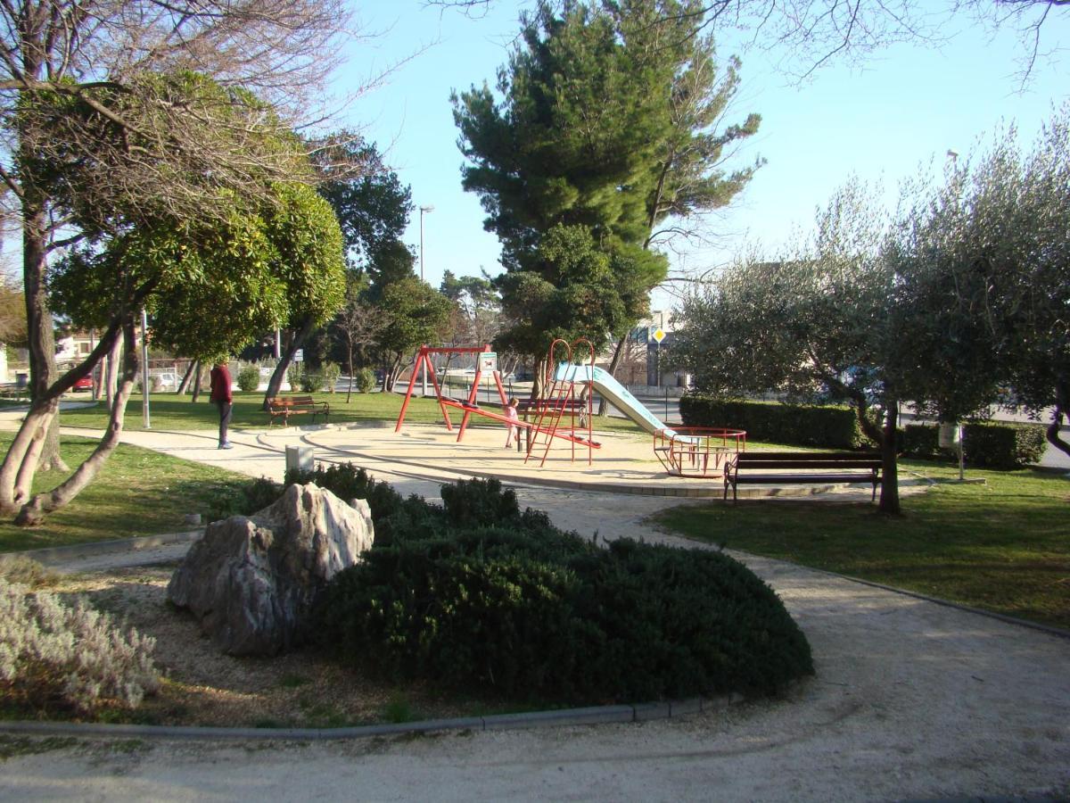 Kike Apartment Kaštela Δωμάτιο φωτογραφία
