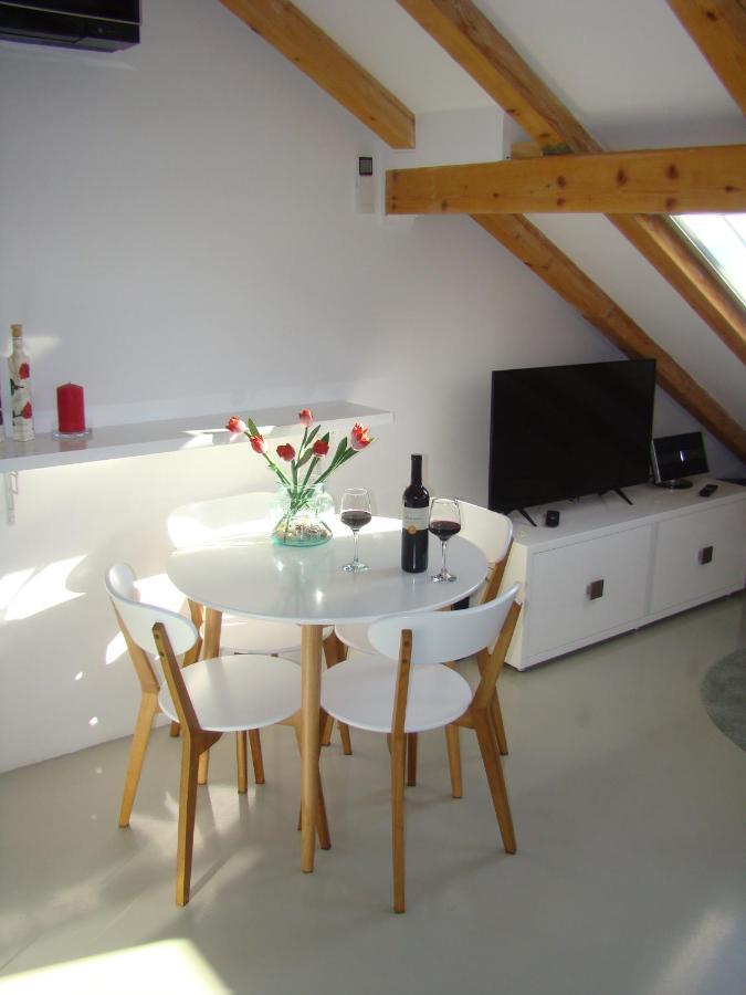 Kike Apartment Kaštela Δωμάτιο φωτογραφία
